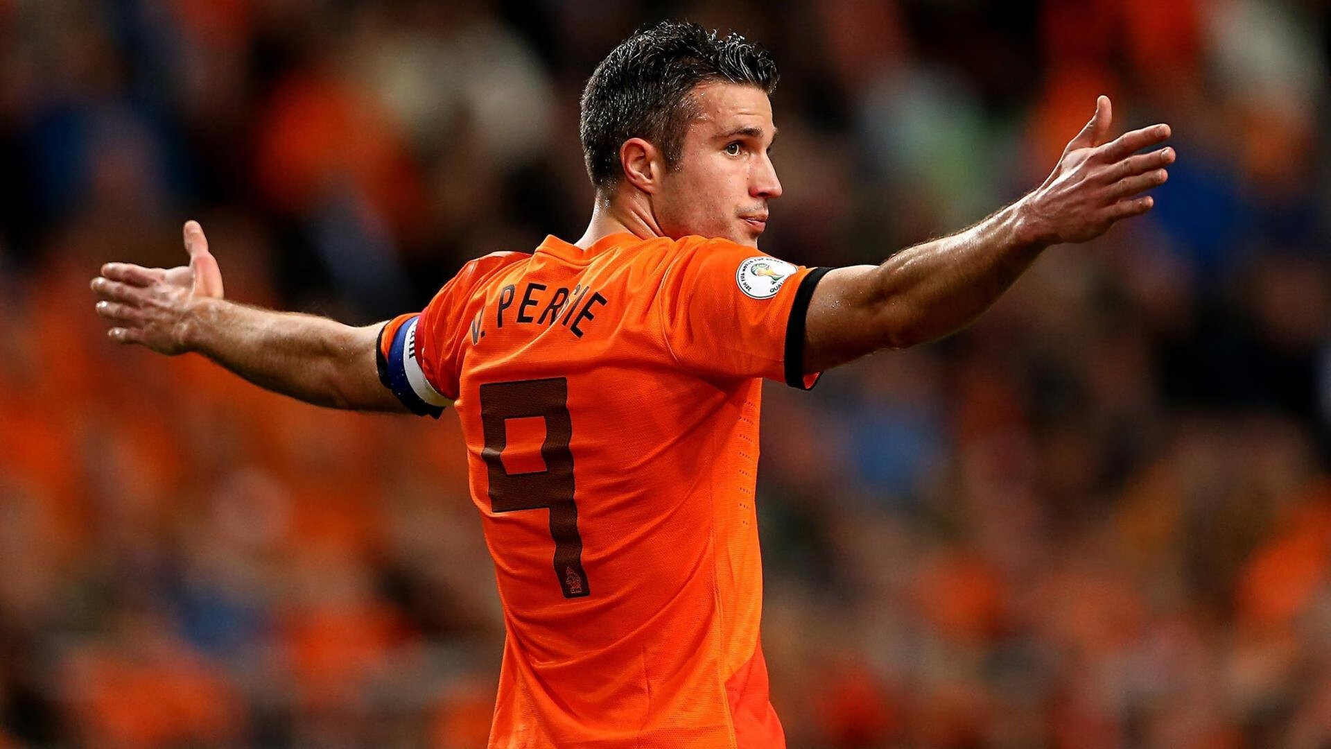 世界杯分组：东道主抽中理想签 签运被称“史上最稳东道主小组”之一